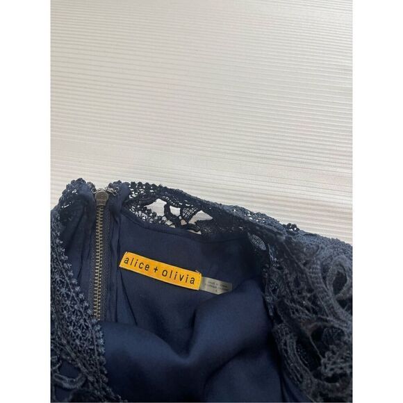 Alice + Olivia Clover Lace Back Cutout Dress 8 Navy Blue Mini Cocktail Party NEW - Picture 7 of 11